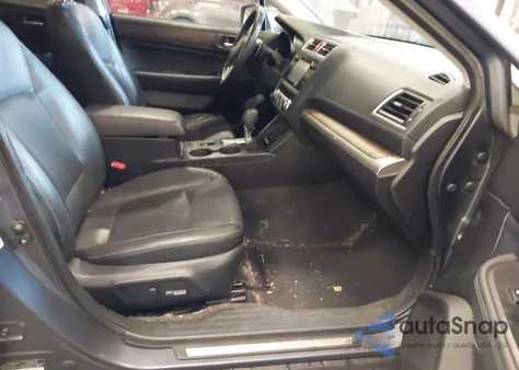 2015 Subaru Outback 2.5I Limited z USA, uszkodzony, nr VIN 4S4BSANC2F3305093